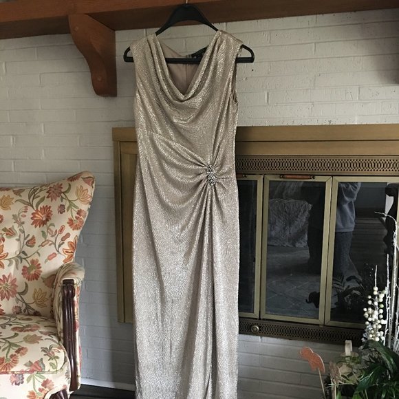 Gold Shimmer Evening Gown - Picture 2 of 5